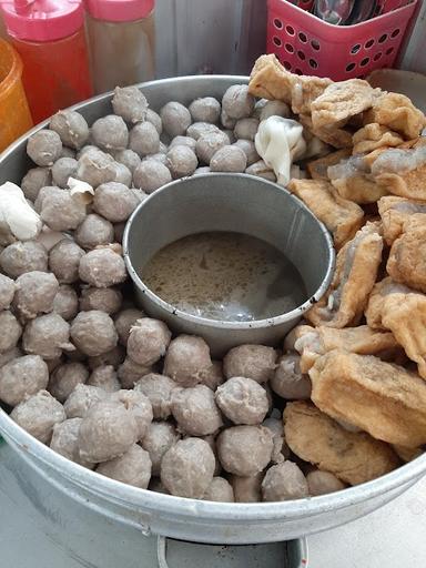 BAKSO PAK UUN