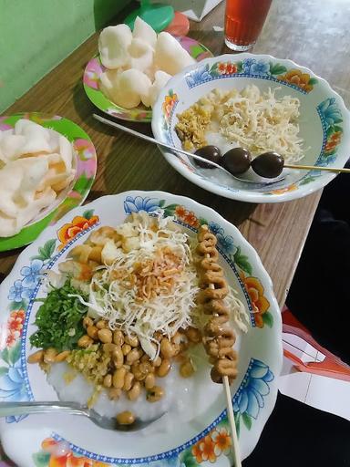 BUBUR AYAM KANG JAJANG - RUNGKUT MADYA