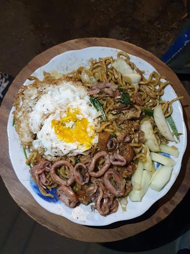 NASI GORENG CUMI PAK BUDI