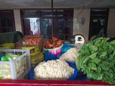 NASI GORENG TOMBO LUWE