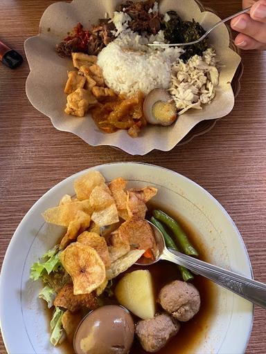 NASI GUDEG & SELAT SOLO MBAK SHINTA