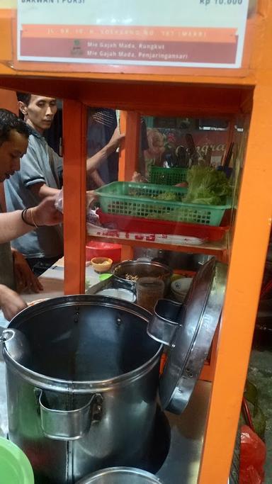 PANGSIT MIE GAJAH MADA KEDUNG ASEM