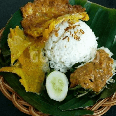 SPESIAL PENYETAN AYAM & WARMINDO NYEMEKS