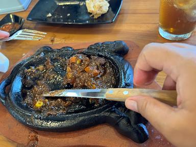 STEAKY STEAK SURABAYA - MERR