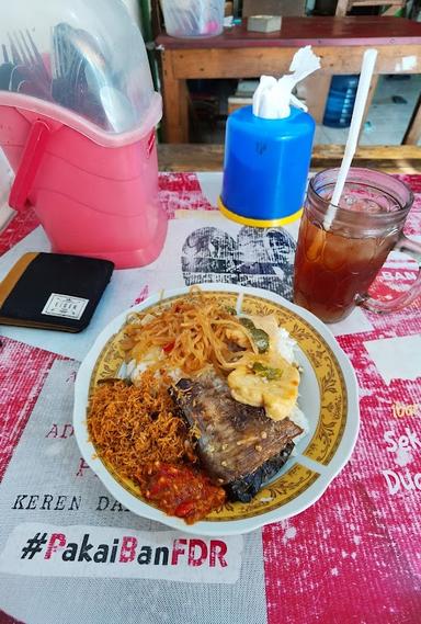 WARUNG ROJO SAMBEL MERR