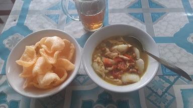 BUBUR DAN SOTO AYAM BU NUNUNG