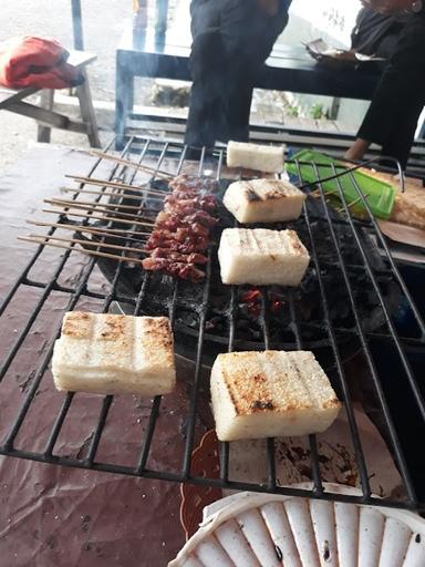 WARUNG SATE KETAN MANG TATA