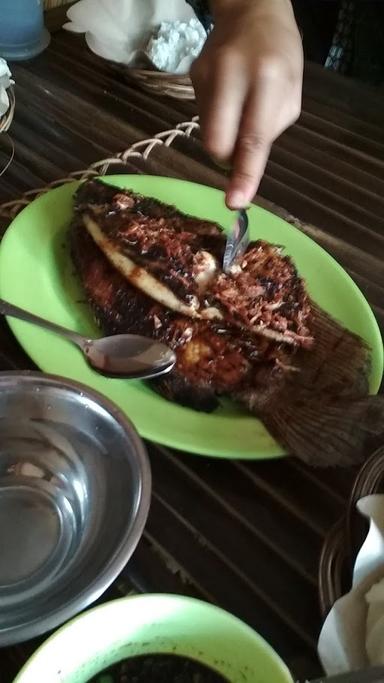 IKAN BAKAR BAH UCUP