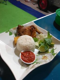 Photo's Ayam Kampung Adida