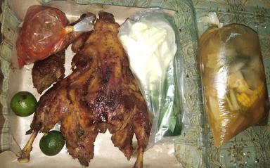 AYAM GEPREK DAN PECEL LELE NABILA