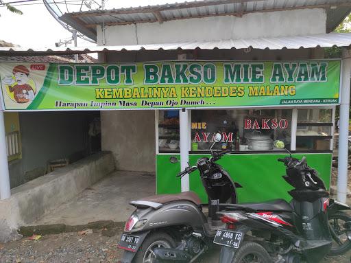 DEPOT BAKSO & MIE AYAM KENDEDES