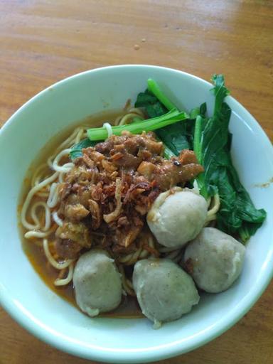 MIE AYAM KEBON IJO