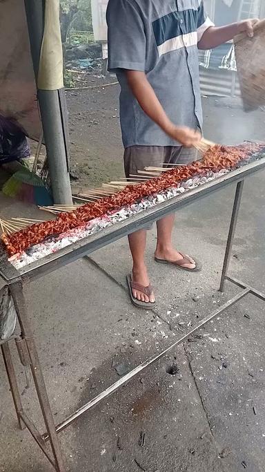 SATE AYAM SURAMADU MBAK YANTI