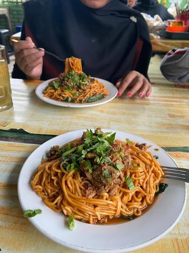 MIE AYAM DAN BAKSO CITA RASA HIKMAH