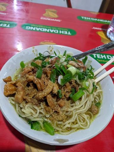 NOODLE AND BAKSO WONOGIRI