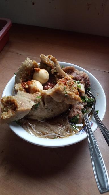 WARUNG BAKSO IBU DANDI