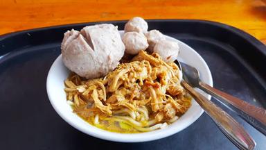 MIE BAKSO MAMANG