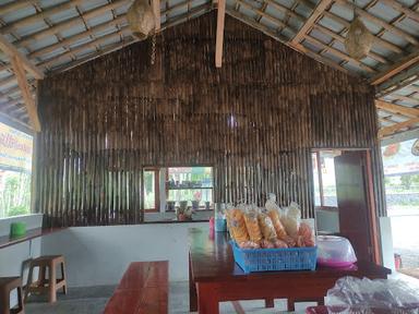 WARUNG NASI KANTIN KEBUN