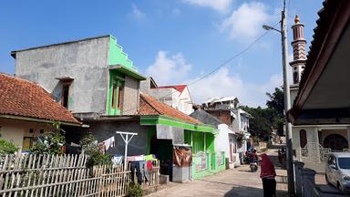 WARUNG BI NYAINIA