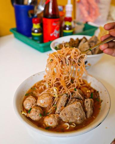 BAKSO MAS DADY CESPLENG