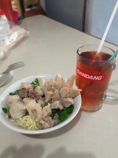 PONDOK MIE AYAM BAKSO JUMBORAYA