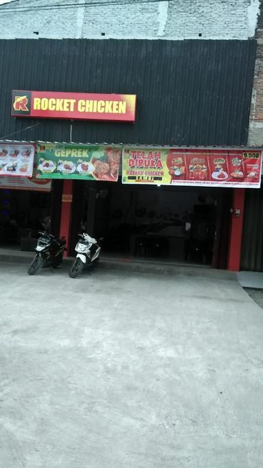 ROCKET CHICKEN SAMBI