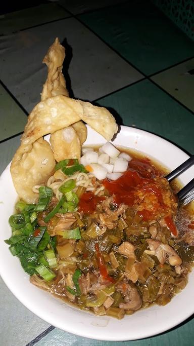 WARUNG BAROKAH MIE AYAM DAN BAKSO