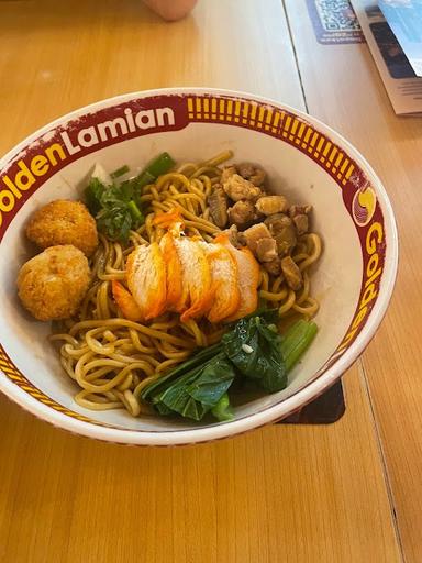 GOLDEN LAMIAN - PAKUWON MALL