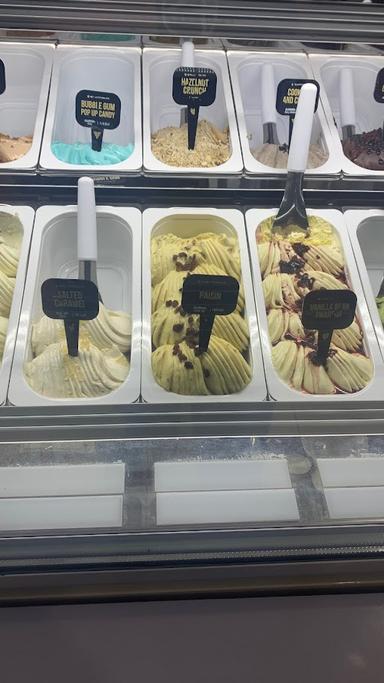 VELLUTO GELATO - PAKUWON TRADE CENTER