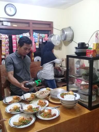 WARUNG SOTO KHAS PACITAN