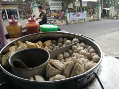 BAKSO TUSUK KUAH P. WANTO