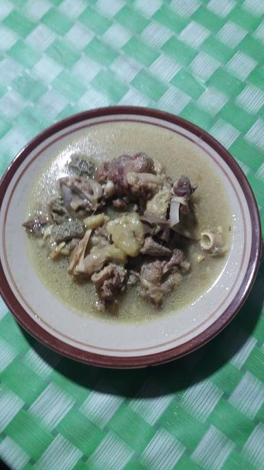 SATE GULE KAMBING DAN SATE AYAM