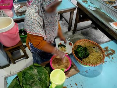 NASI PECEL MBOK BARI 3