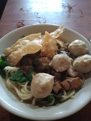 BAKSO & MIE AYAM SRI REJEKI