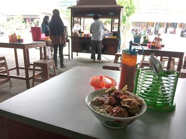 BAKSO TETELAN KUAH MANJA MAS YULI