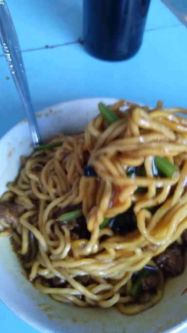 MIE AYAM ENAK SAPTOSARI