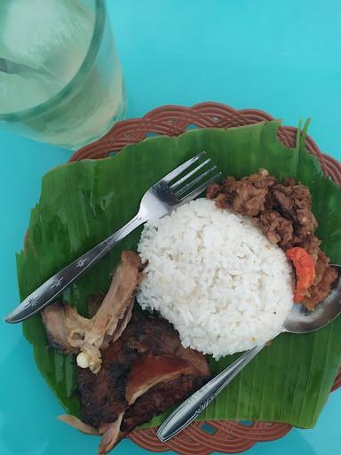 WARUNG GUDEG MBOK SLAMET