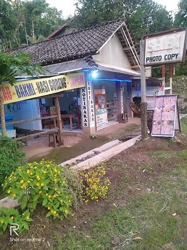 WARUNG NASI GORENG, KWETIAU DAN ROTI BAKAR