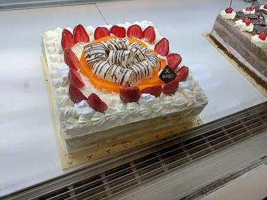 MAKO CAKE AND BAKERY | MANGGA DUA SQUARE