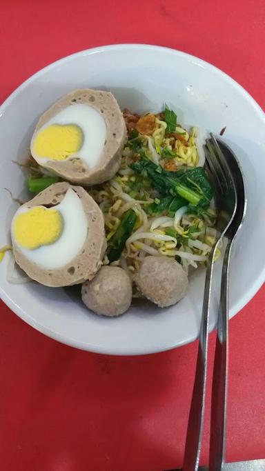 BAKSO RUSUK GAJAH MUNGKUR