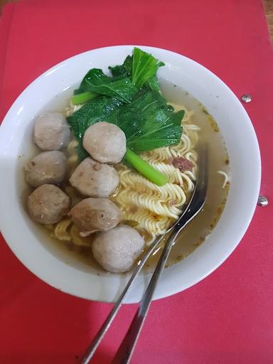 BAKSO RUSUK GAJAH MUNGKUR