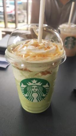 Photo's Starbucks Rs Husada