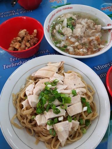 BAKMI AHENG