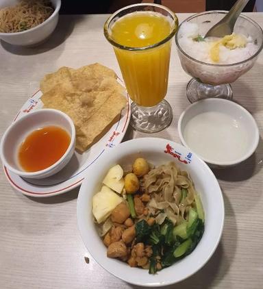 BAKMI NAGA - MANGGA DUA MALL