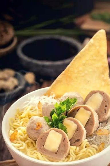 BAKSO AZIZ SEJAK 1966