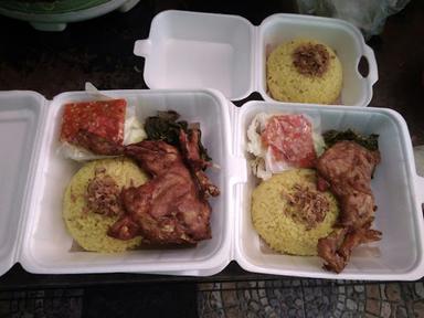 BEBEK KUNING (AYAM, BEBEK, IKAN)