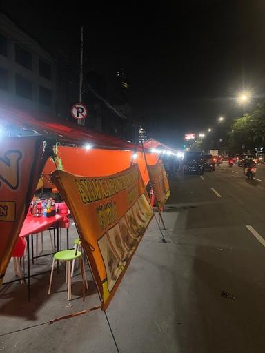 NASI UDUK 84 AYAM KAMPUNG SAMBAL GLEDEK