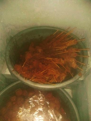 SATE KIKIL PASAR BARU