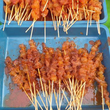 SATE KIKIL PASAR BARU