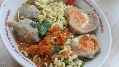 WAROENK BAKSO MERCON DAN MIE CEKER